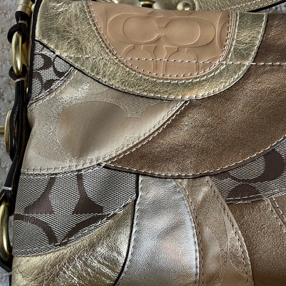 Coach leather/suede handbag, gold/tan Color’s,brand new in excellent condition. - Picture 3 of 5